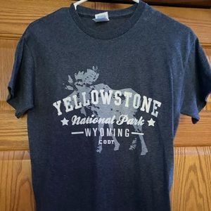 Women’s Yellowstone T-shirt